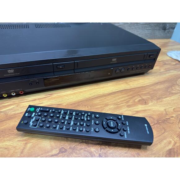 Sony SLV-D380P DVD Player Vcr Combo Vhs 4 Head HiFi w/ Remote & Av Cable~Tested - Picture 7 of 9